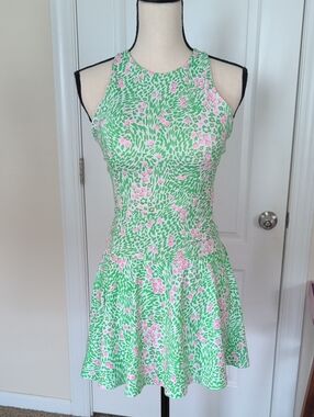Fabletics Green & Pink Floral Fit-and-Flare skirt abd top set